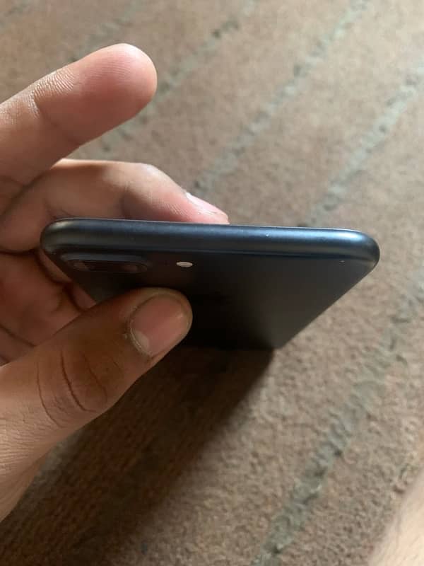 Iphone 7+ 128 gb non pta Exchange possible with any iphone 5