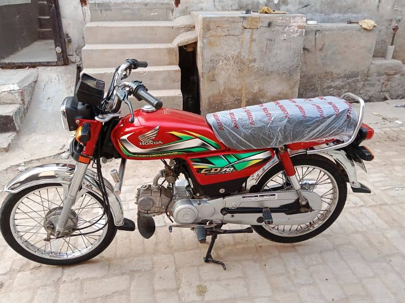 Honda CD 70 Model 21/22 for sale 0301.1952338 0316.2486186 1