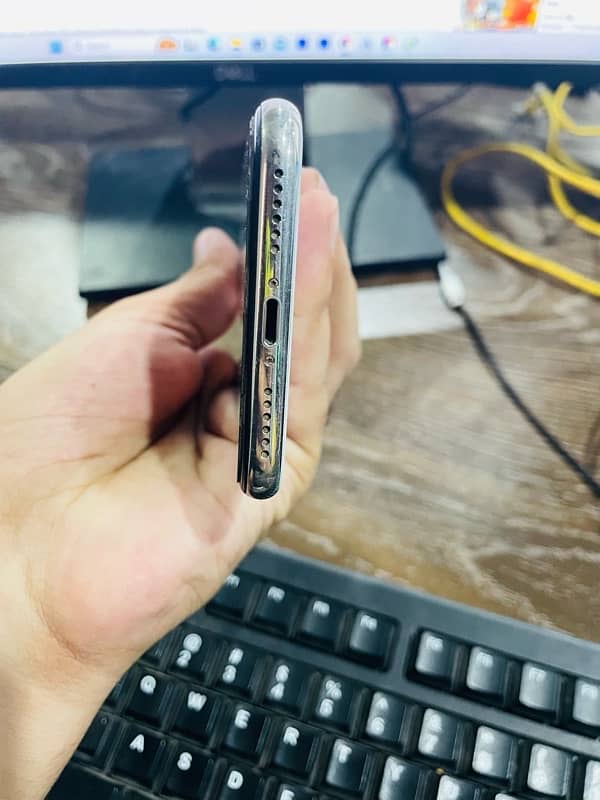 iphone x 255Gb Factory unlocked 6