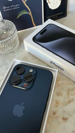 IPhone 15 Pro Max 256GB Blue Titanium (Factory Unlocked) 0