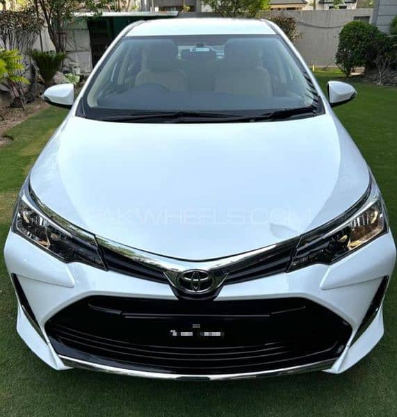 Toyota Corolla Altis Nov 2022, on my name, total genuine, scratchles 4