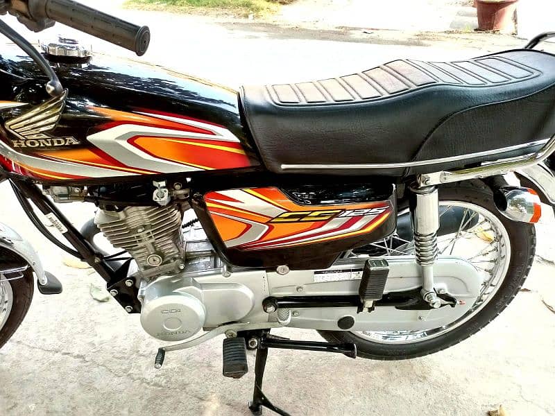 Honda 125 Model 2022 Nut To Nut Genioune 100%  6000 KM Drive 13