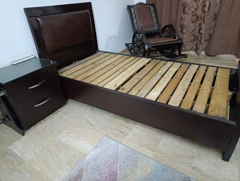 Single bed and Side table with glass top 2