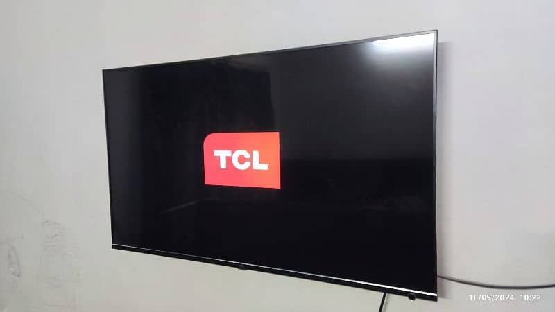 TCL 43"  Smart TV 4K UHD 5