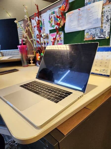 MacBook Pro 2017 15" 2