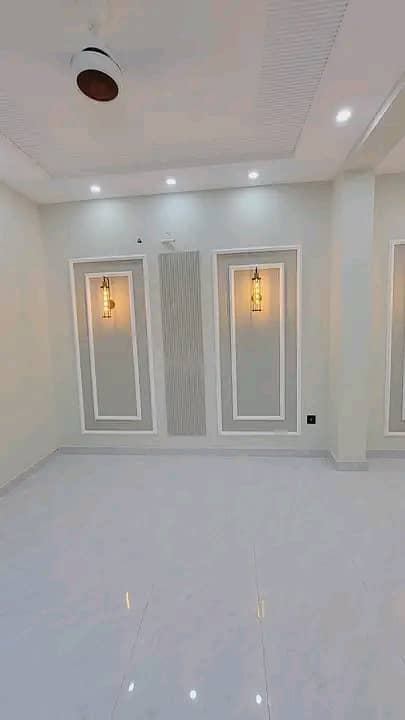 BEAUTIFUL DOUBLE UNIT HOUSE FOR RENT AVAILABLE WITH GAS SEPARATE INTERENC 0