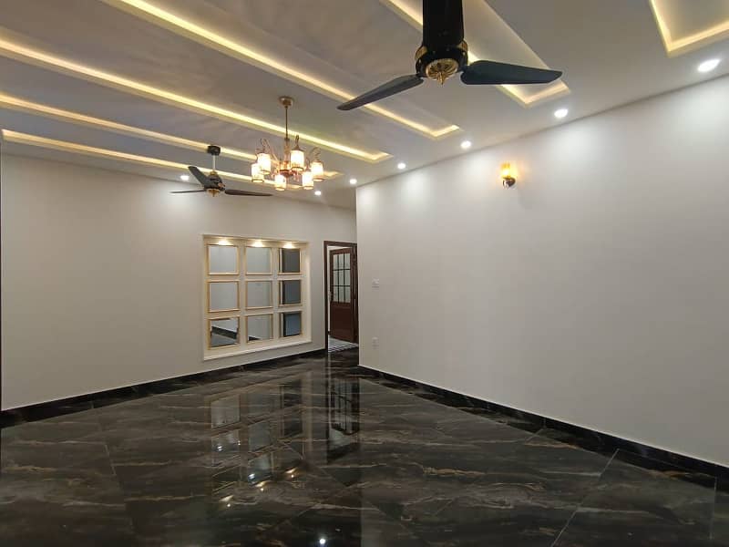 40x80 Triple Story House Is Available For Sale 19