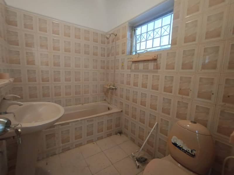 Renovated 40x80 Marble Flooring Double Storey House Available On Rent Located In I-8 3