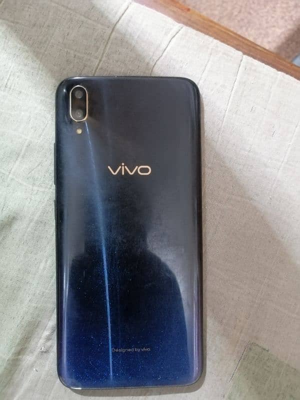 vivo v11 pro 6GB/128GB for sale good condition with box fingr dispaly 3