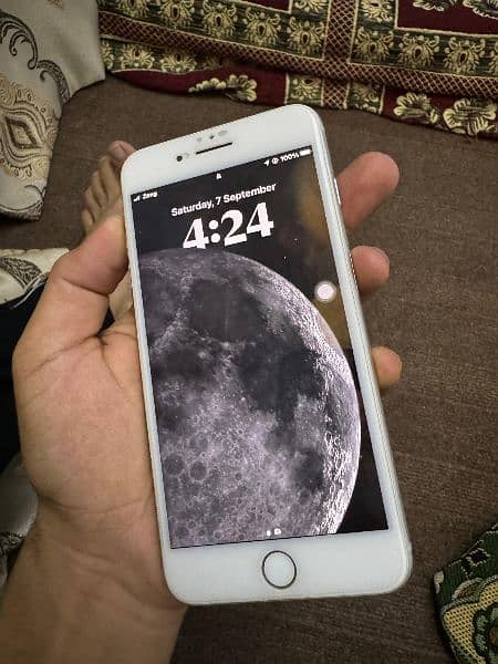 Iphone 8plus for sale 2