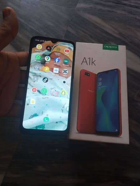 oppo a1k . 2 ram . 32 memory 2