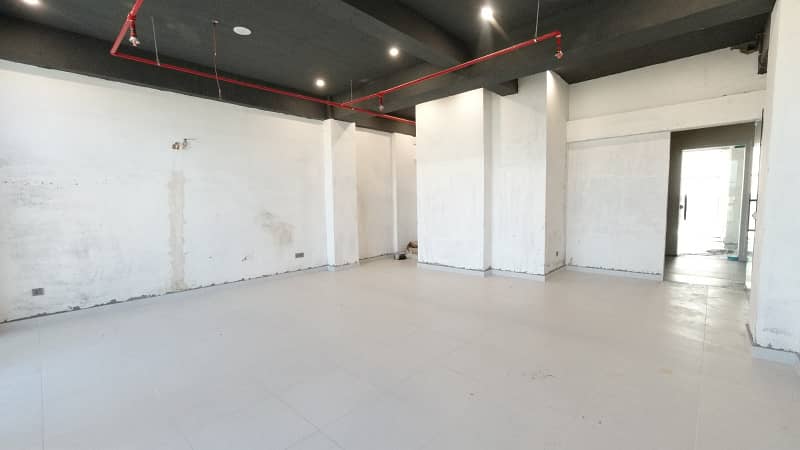 Prime Location 600 Square Feet Office For rent In Beautiful I-8 Markaz 11