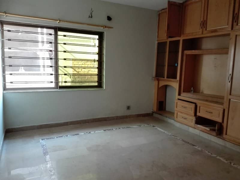 In I-8 Upper Portion Sized 12 Marla For rent 0