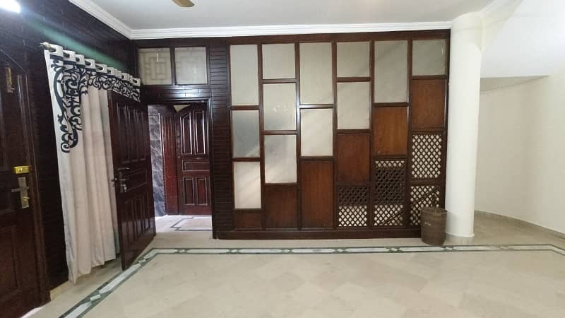 A Well Designed Prime Location House Is Up For sale In An Ideal Location In Islamabad 10