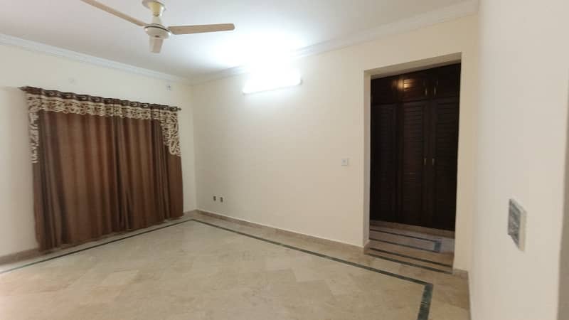 A Well Designed Prime Location House Is Up For sale In An Ideal Location In Islamabad 28