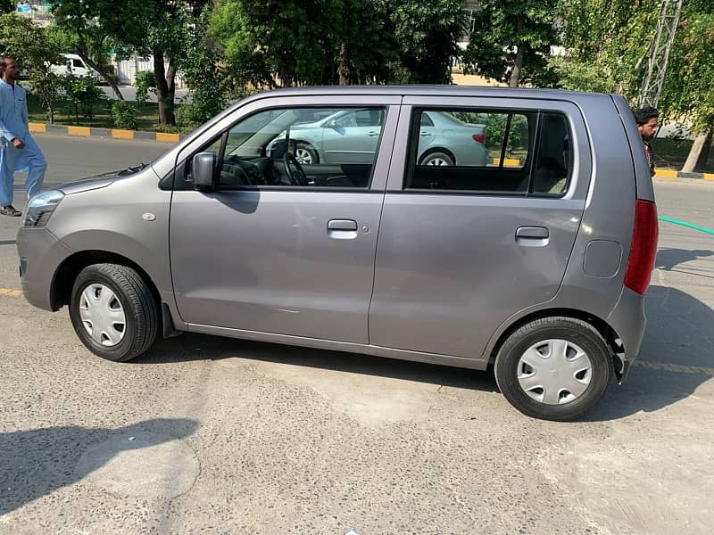 Suzuki Wagon R 2018 7