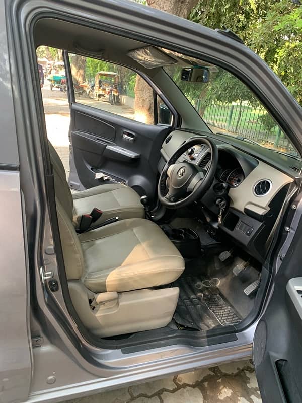 Suzuki Wagon R 2018 10