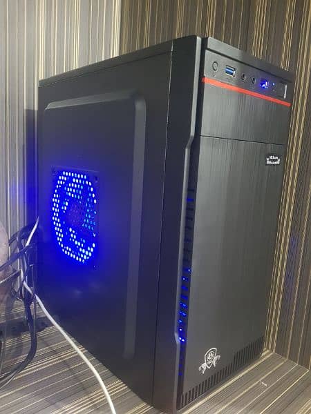 Gaming pc with 8 gb graphics card 0