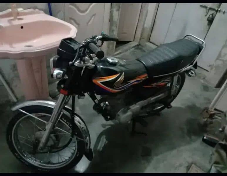 Honda CG 125 Bike Urgent For Sale Call""03226643435 4