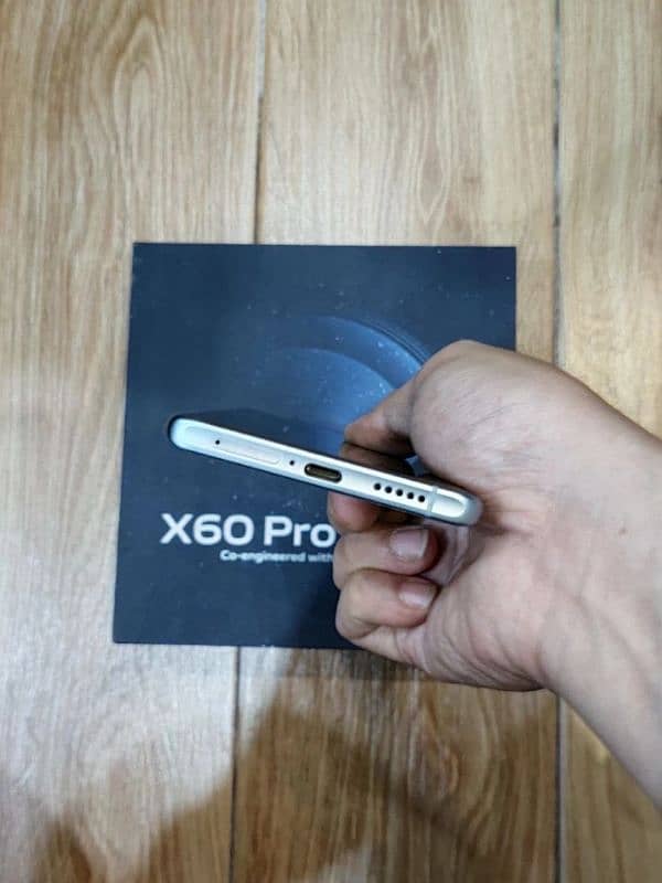 vivo x60 pro 1