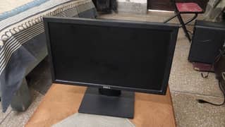 18" Dell HD LCD