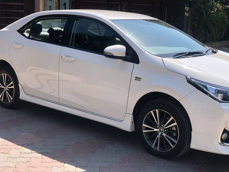 Toyota Corolla Altis X 1.6 Auto 2022 B2B 4