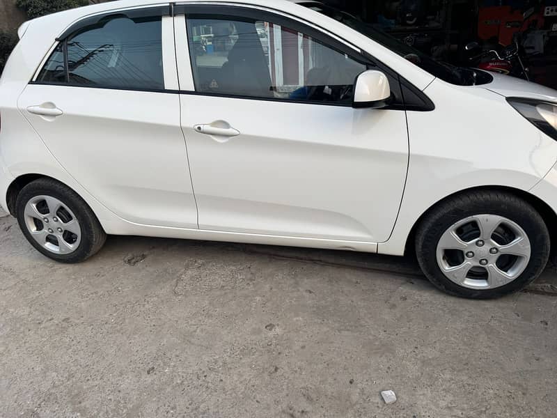 KIA Picanto 1.0 AT 2022 2