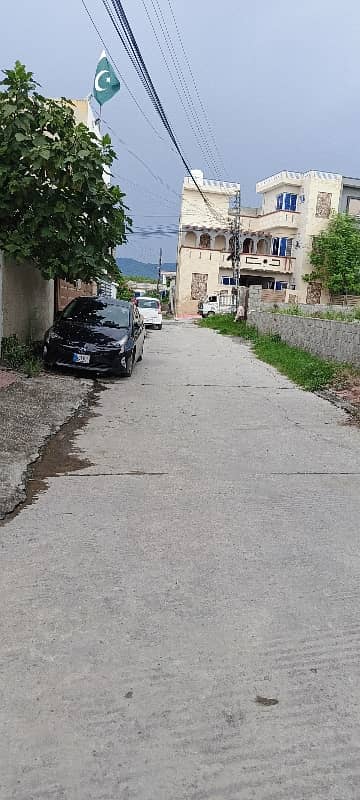 Good 10 Marla Residential Plot For sale In Bani Gala 5