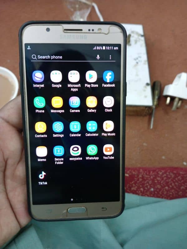 Samsung Galaxy J7,10 2