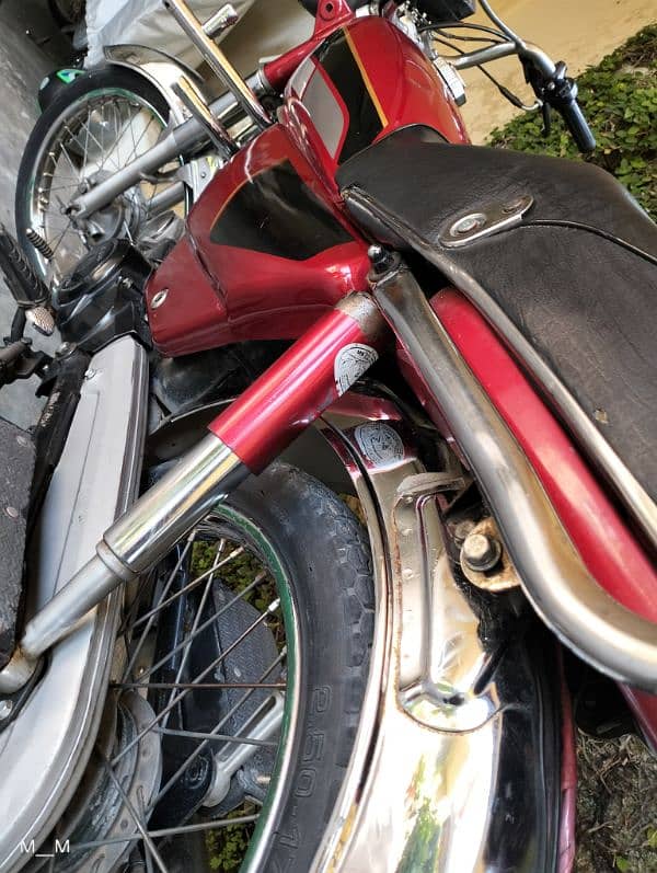 I'm selling my Honda 70 5