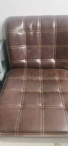 Sofa in Brand new condition 0