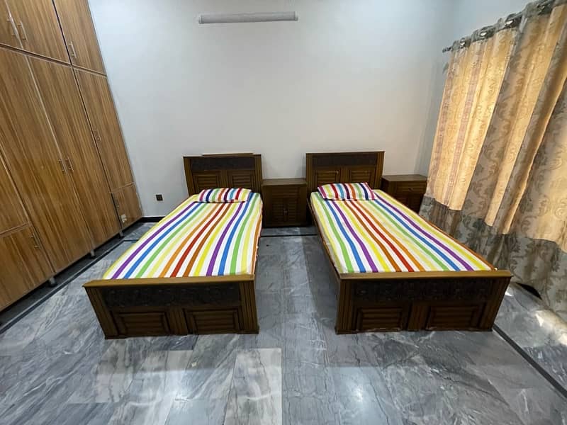 Bed set For Sale//wooden bedset/double bed//king size bed/2 single bed 11