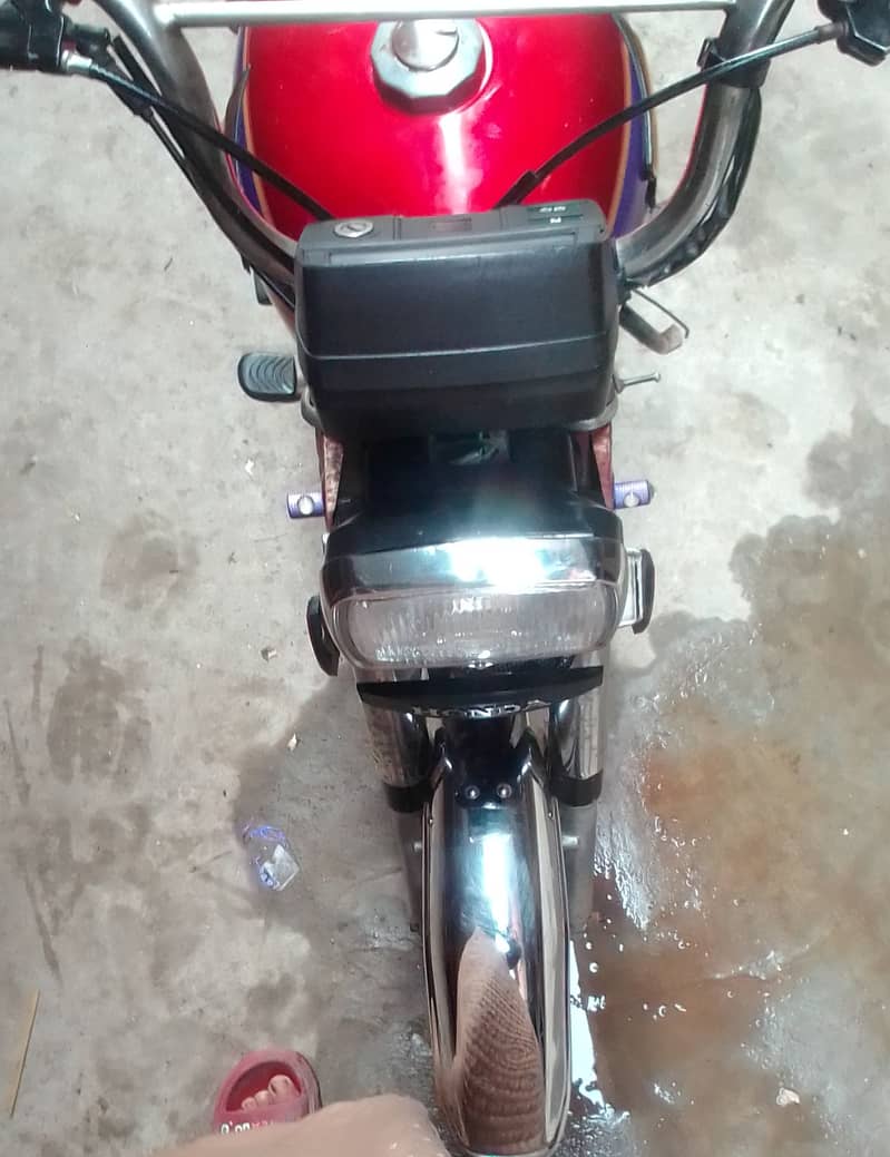 Honda cd70 japanes full genuine condition bike hai lush 3