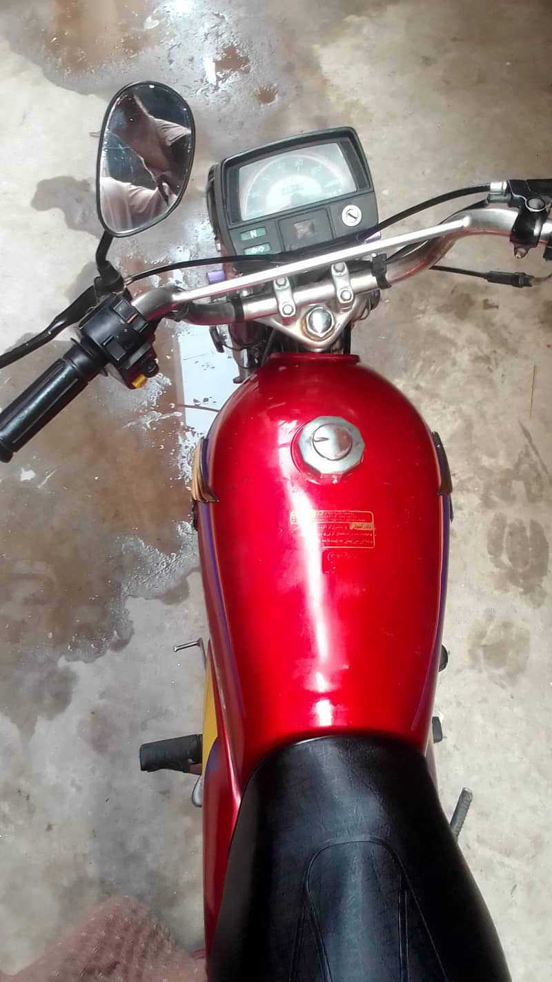 Honda cd70 japanes full genuine condition bike hai lush 5