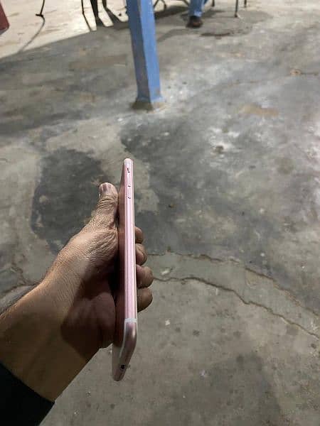 iphone 7 plus 128 gb non pta sim working 1