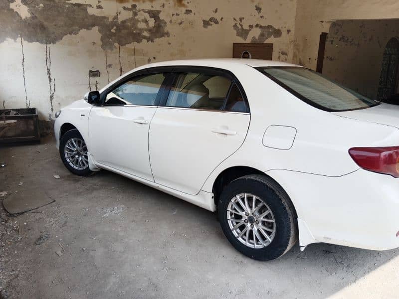 Toyota Corolla XLI 2010 3