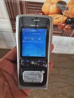 Nokia N91 old keyad slide phone