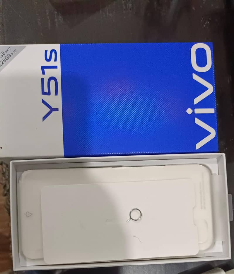 Vivo y51s 8/128 contact 03056120910 ali 0