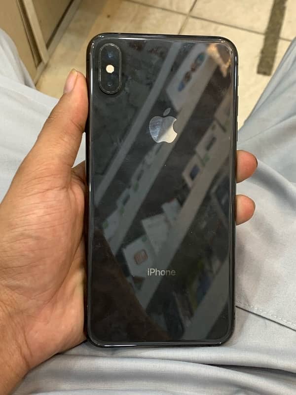 iPhone xsmax 256gb non pta 10/10 condition 3