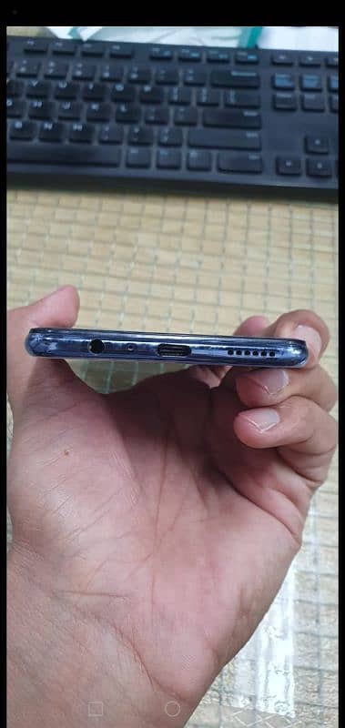 Vivo V21e urgent for sale 2