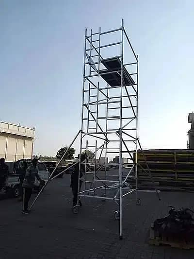 SINGLE WIDTH/NARROW ALUMINUM SCAFFOLDING TOWER 6