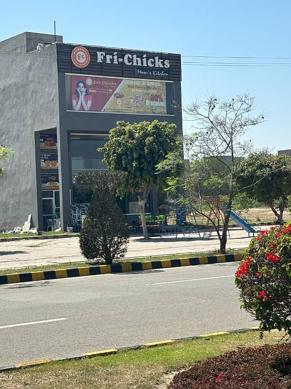 10-Marla Plot Available At Hot Location Near To Park Mosque & At Reasonable Price In New Lahore City Phase 4 Near To Bahria Town 3