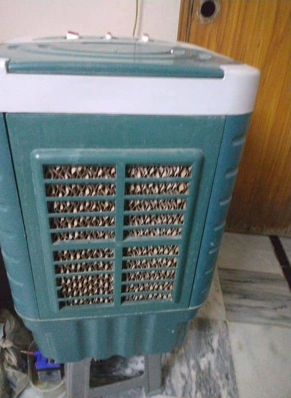 12 volt Air cooler ac. dc 3