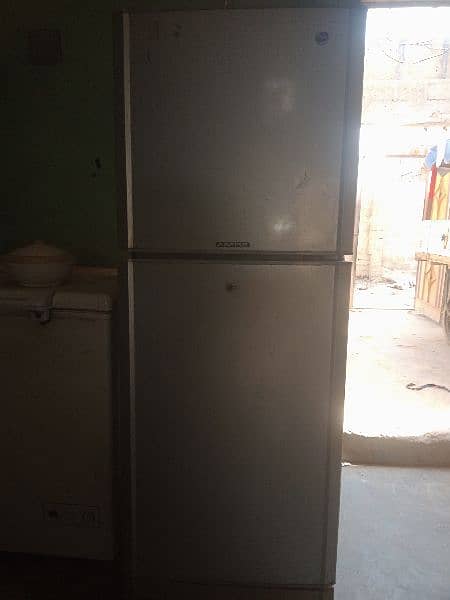 recondition fridge on cooling full set okay 12