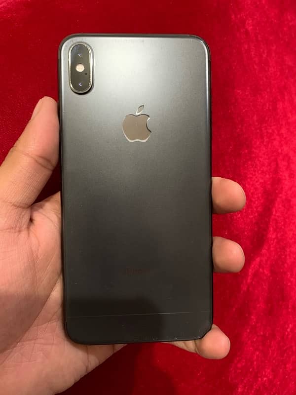 IPhone XS Max 4