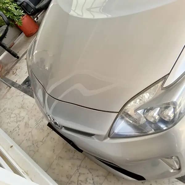 Toyota Prius 2014 5