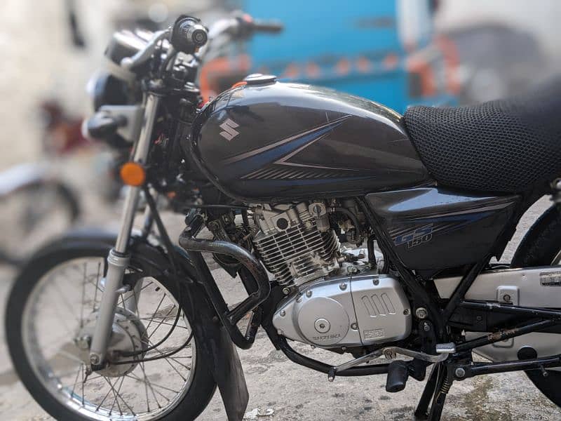 Suzuki 150 Good Condition 10/10 17