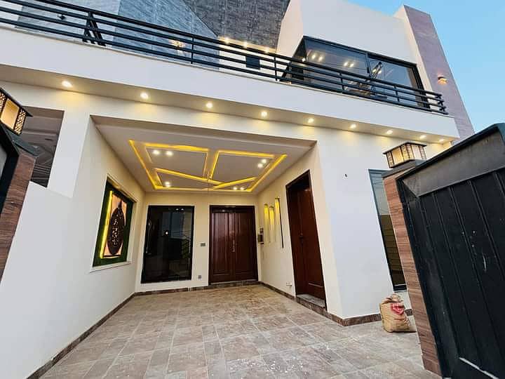 "3-bedroom triple-story house for sale in Buch Villas, 5 marla. " 18