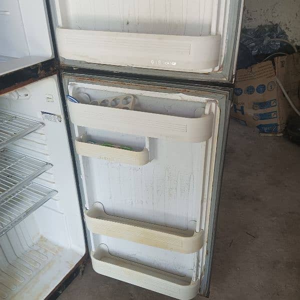 orient full size fridge for sale 5