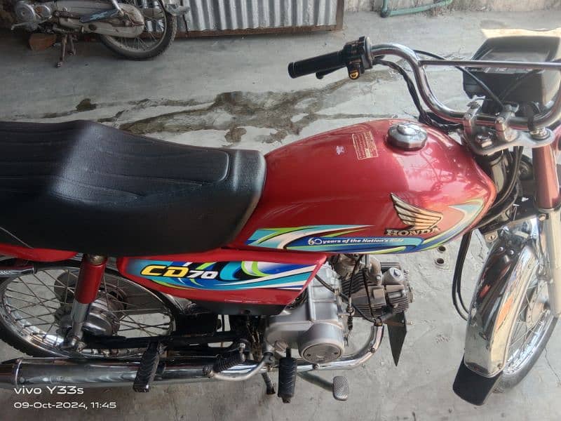 Honda CD 70 2024 3